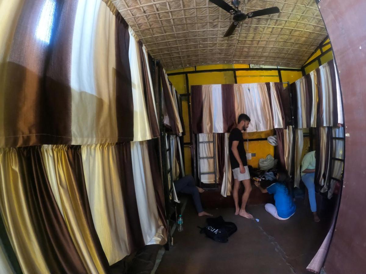 Hobbit House Hostel Rishikesh Luaran gambar